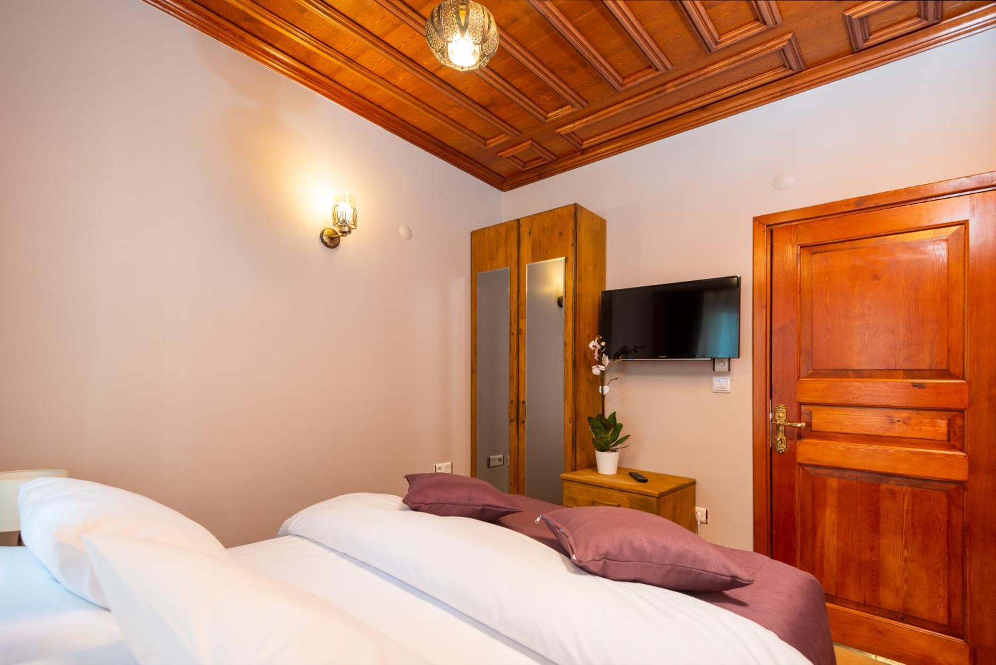 Wonder Wood Hotel Стамбул Экстерьер фото